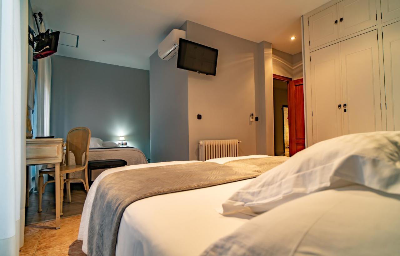 Hotel Alfonso Ix Caces