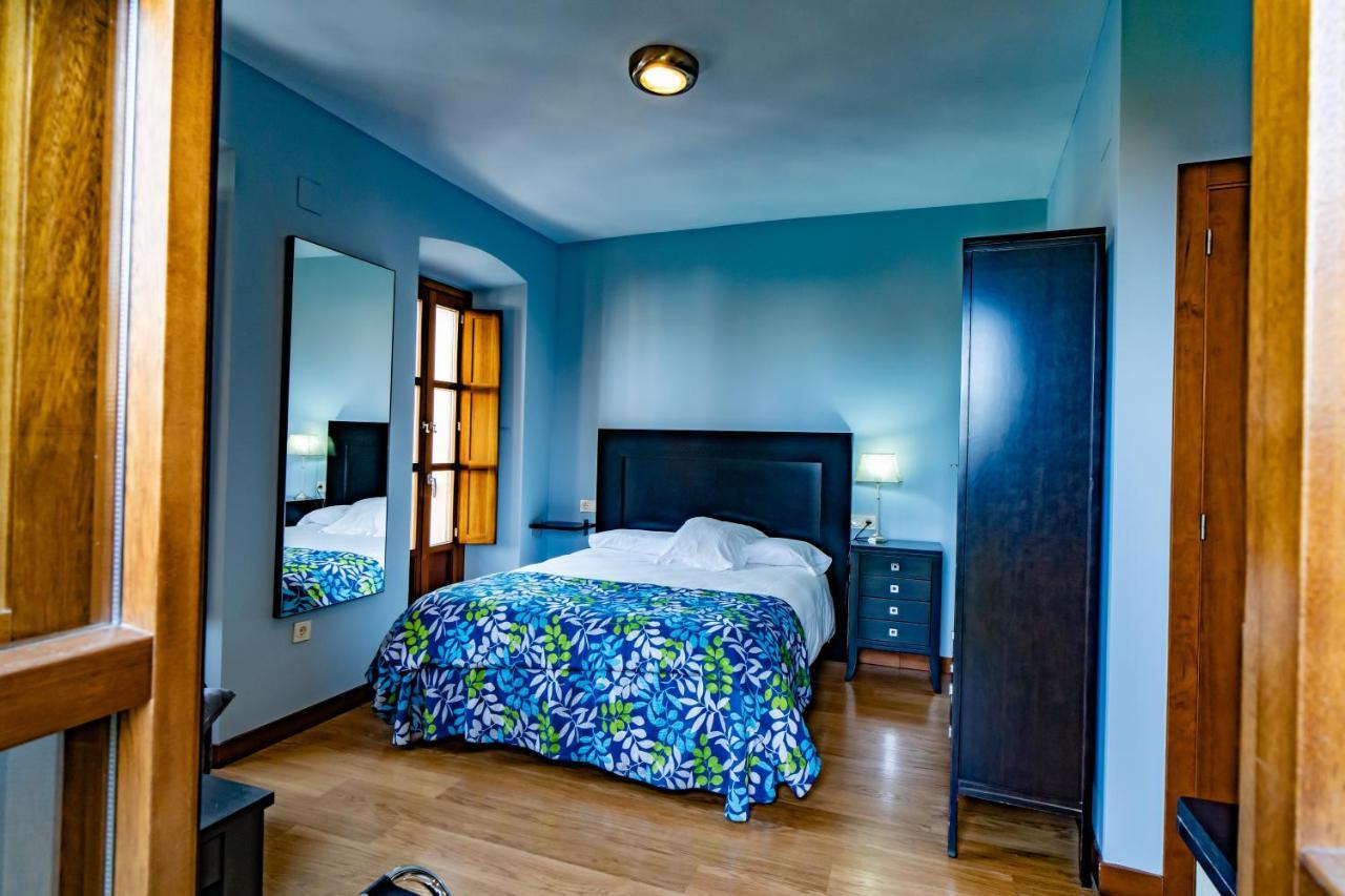 Alfonso Ix (adults Only) Hotel